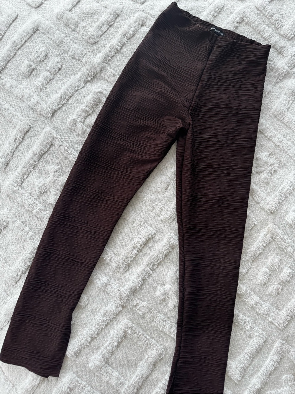 PrettyLittleThing  Textured Split Hem Pants in Mocha 🤎 | Size 4